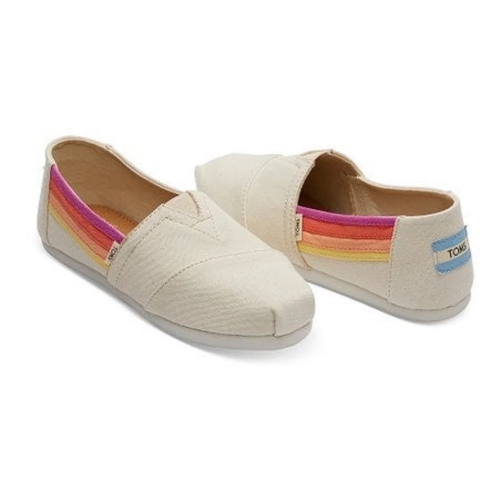 TOMS - Picture 2 of 8